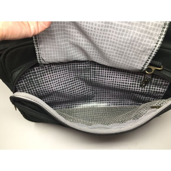 Ricardo Beverly Hills Green Zippered Carry On Travel Bag With Handles - Picture 13 of 14